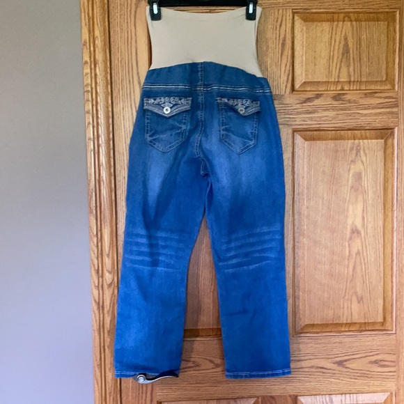 Maternity capris - Picture 4 of 5